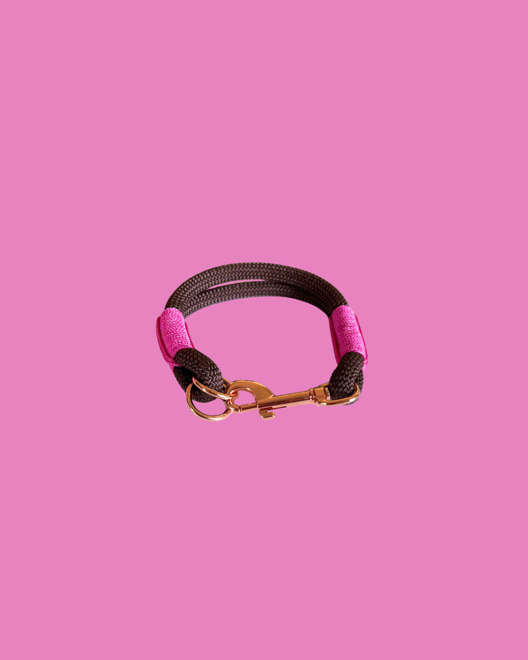 Halsband Tau in Braun
